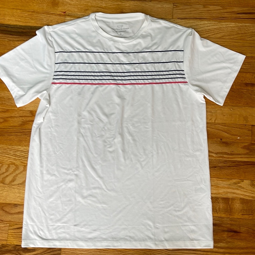 Vineyard vines athletic performance Tee